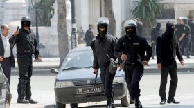 اعتقال 6 تونسيين بينهم امرأة بعد “مبايعة داعش”