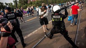 Euro-2012: 184 interpellés à Varsovie, autorités déplorent les incidents