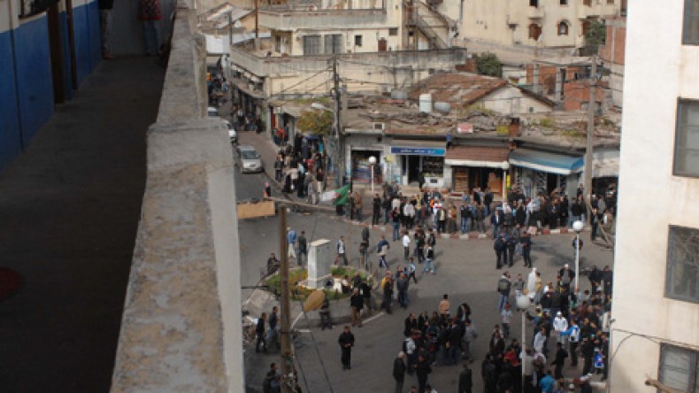 إعادة توزيع ونقل 2.4 مليون جزائري من الشمال نحو الهضاب العليا والجنوب