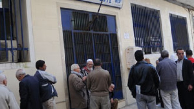 بريد الجزائر يطلق خدمة تحويل الأموال عبر الهاتف