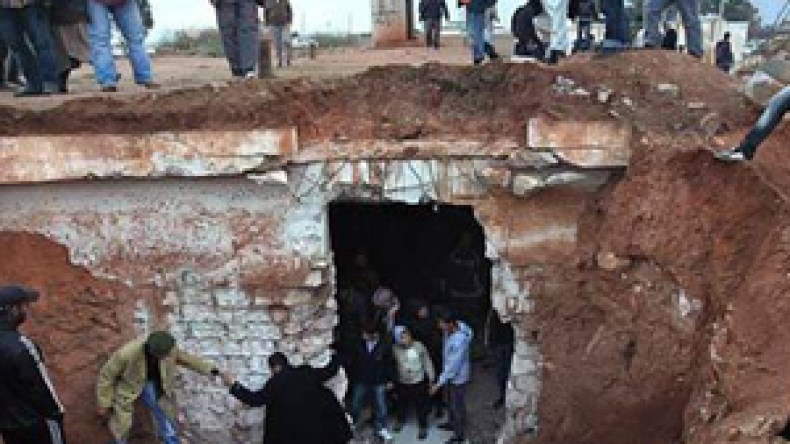 ‮”‬الشروق‮”‬‭ ‬تقتحم‭ ‬سجون‭ ‬القذافي‭ ‬في‭ ‬بنغازي