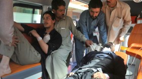 ثلاثة قتلى في هجوم ما زال مستمراً على محكمة في باكستان