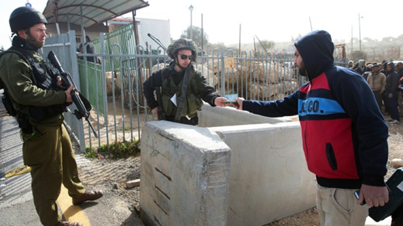 استشهاد فلسطيني برصاص الاحتلال بزعم مهاجمته جنوداً