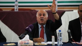 مصر تمنع المسؤول الفلسطيني جبريل الرجوب من دخول أراضيها