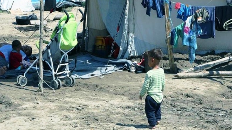 “إسرائيل” تستضيف 100 يتيم سوري