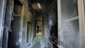 مستوطنون يحرقون سيارتين في قرية فلسطينية