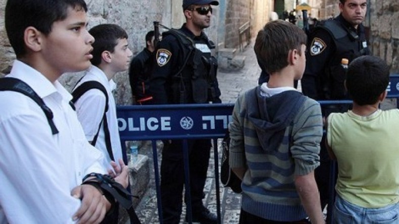 استشهاد فلسطيني طعن جندياً إسرائيلياً في الخليل