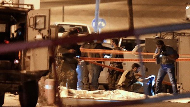 استشهاد فلسطيني بعد إطلاقه النار على ثلاثة جنود إسرائيليين