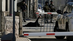 إصابة فلسطينية برصاص الاحتلال على حاجز قلنديا