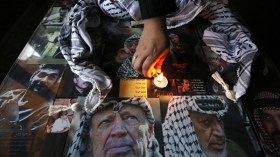 الفلسطينيون يحيون الذكرى 13 لرحيل ياسر عرفات
