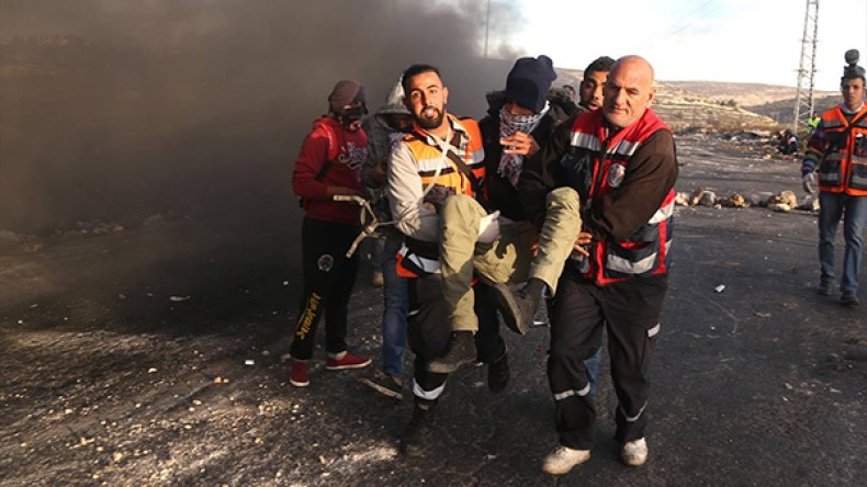 مواجهات بين فلسطينيين وجيش الاحتلال جنوبي الضفة