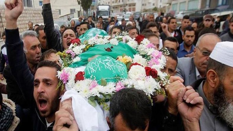 تشييع شهيد فلسطيني كان جثمانه محتجزاً لدى الاحتلال