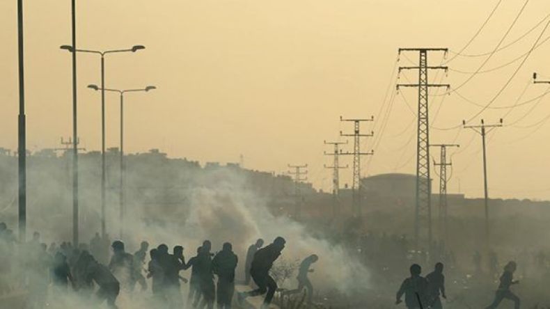 طائرات إسرائيلية تقصف ثلاثة مواقع لفصائل في غزة