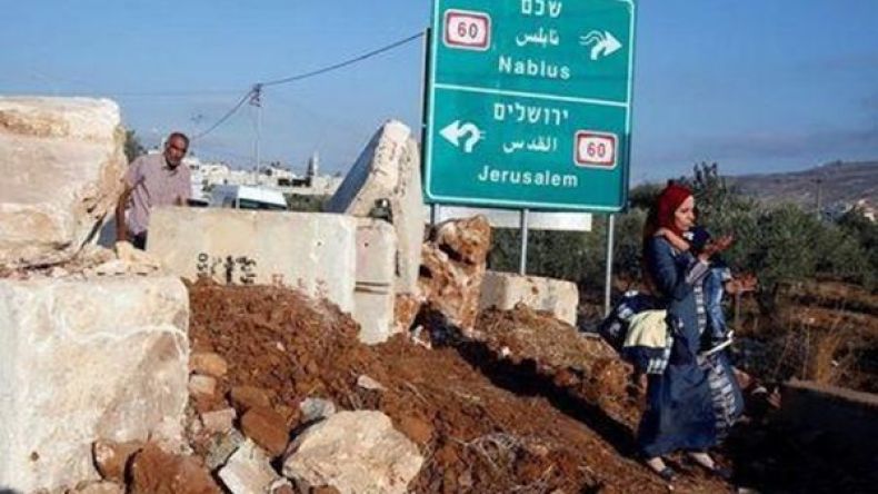 الاحتلال يواصل إغلاق مداخل 6 قرى فلسطينية