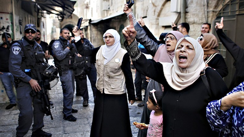 37 مستوطناً يقتحمون المسجد الأقصى المبارك