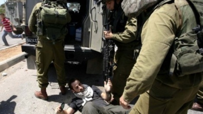الاحتلال يعتقل تسعة فلسطينيين في الضفة الغربية