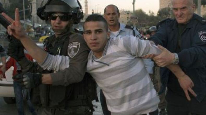 جيش الاحتلال يعتقل 13 فلسطينياً في الضفة