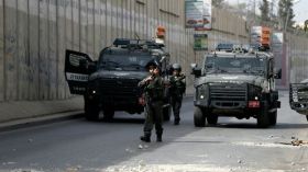 استشهاد فلسطيني وإصابة آخر برصاص الاحتلال شمالي القدس