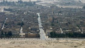 26 قتيلاً في قصف جوي قرب تدمر وسط سوريا