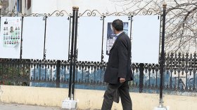 مترشحون “يقتحمون” البيوت وآخرون يستنجدون بالفايسبوك