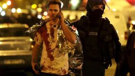 باريس تحت الهجوم