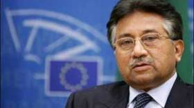 رئيس وزراء باكستان الجديد يأمر بالإفراج عن القضاة الذين سبق اعتقالهم