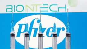 Le Royaume-Uni, premier pays à autoriser le vaccin Pfizer-BioNTech