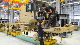 15 ألف طلب عمل في المؤسسات الصناعية للجيش خلال 6 أيام!