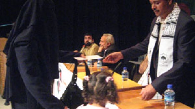 الشروق تعيل 60 أسرة بغزة وتمسح دموع اليتامى وأبناء الشهداء