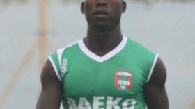 لاعب شبيبة بجاية بانغورا: أصوم وأصلي وأؤدي كل شعائر الإسلام