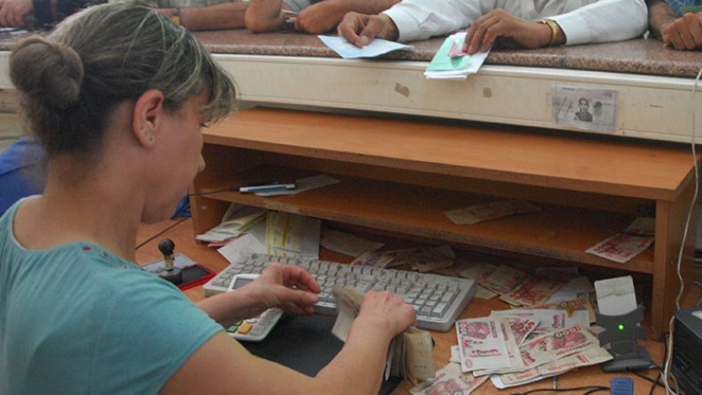 34 ألف مليار سحبها الجزائريون من مراكز البريد في رمضان!