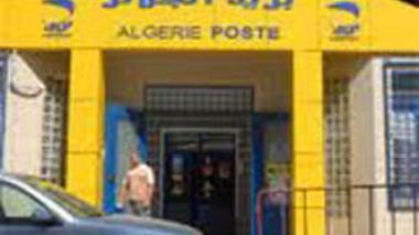 AlgÃ©rie Poste set to launch money transfer system by telephone next July