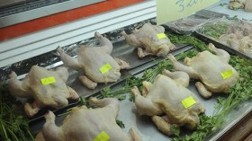 الدجاج يعوّض اللحوم الحمراء على موائد الأعراس