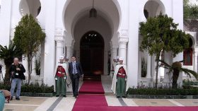 Tebboune rencontre les directeurs des établissements médiatiques publics et privés