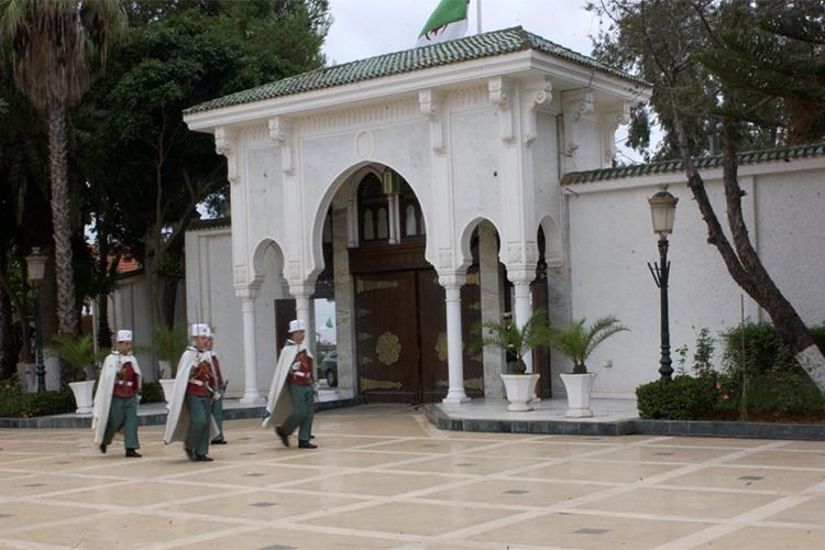 Absence intrigante des poids-lourds!