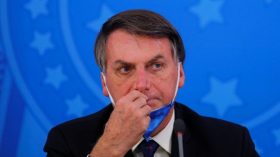 Le président brésilien menace de quitter l’OMS