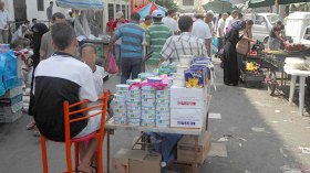 اقتناء مشتقات الحليب من باعة الأرصفة جريمة صحية