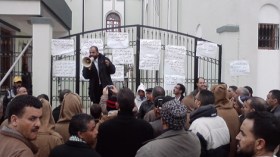 المقتصدون يهددون بإضراب مفتوح بدءا من الأسبوع المقبل