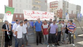 أكثر من 5 آلاف عائلة تهدد بمسيرة بالعاصمة