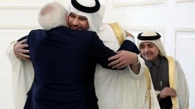 عناق قطري إيراني حار!