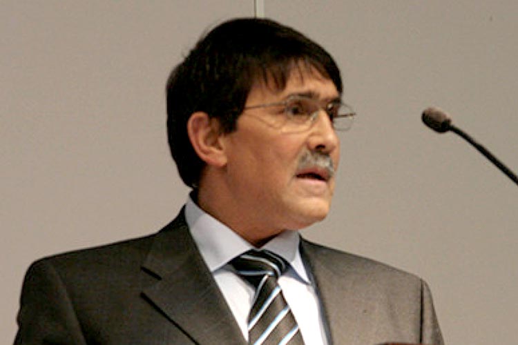 Italy arrests the dismissed FIS Party’s lawyer