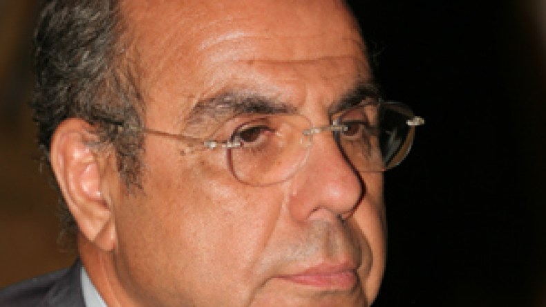 روراوة يعلن عن إقامة مباراة بين فريقين فلسطينيين من غزة والضفة في الجزائر