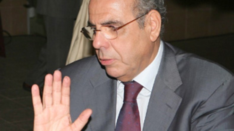 قضية السبونسورينغ والعلاوات تشغل بال اللاعبين والفاف