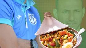 لاعب “مغترب” يستهزئ بالجزائر.. و”يستخف” بأكلتها الشعبية