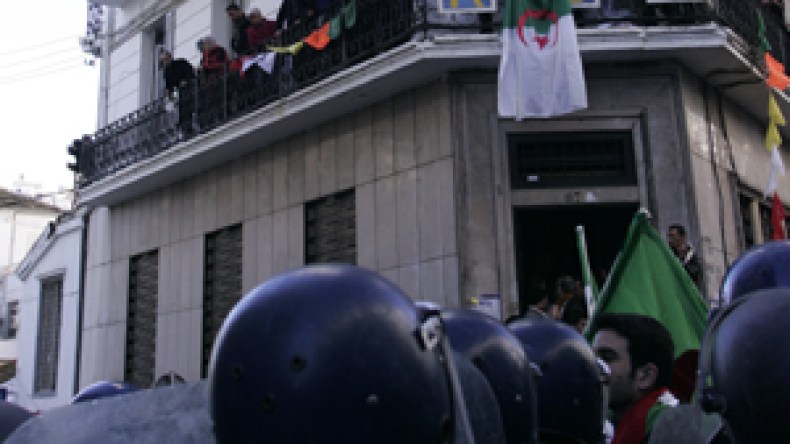 الداخلية : 19 جريحا و توقيف 9 اشخاص قبل إخلاء سبيلهم