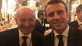 Versailles: Macron et Rebrab discutent le projet « EvCon » à Ardennes