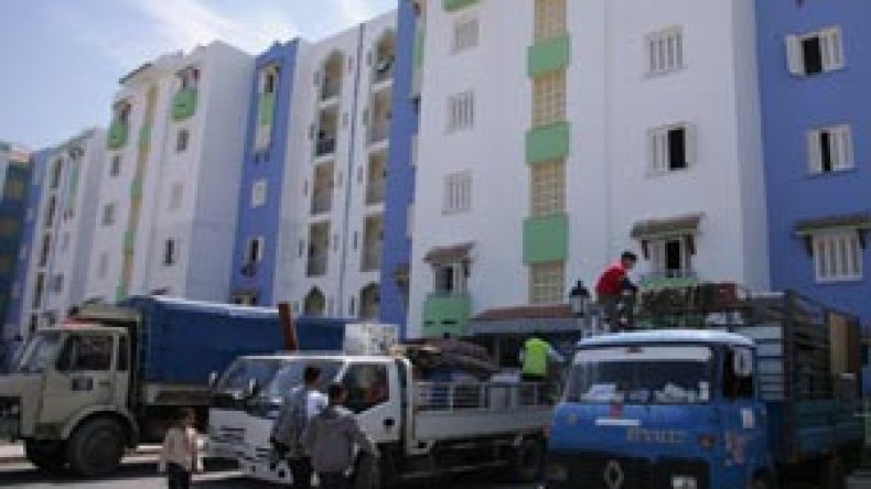 9 آلاف شاحنة لترحيل 3245 عائلة عبر11مقاطعة بالعاصمة