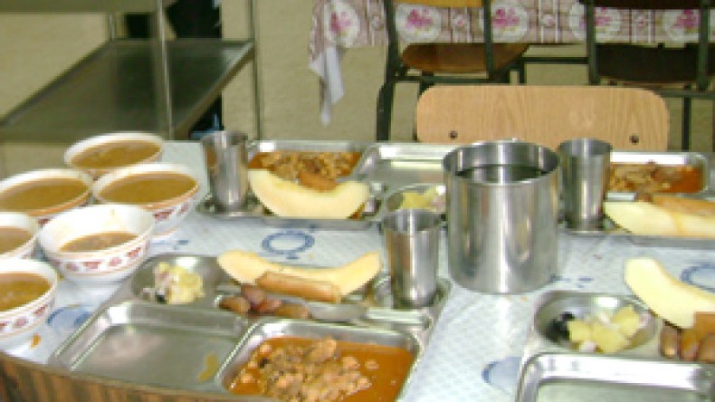 لحوم‭ ‬فاسدة‭ ‬ومواد‭ ‬غذائية‭ ‬منتهية‭ ‬الصلاحية‭ ‬في‭ ‬مطاعم‭ ‬الرحمة