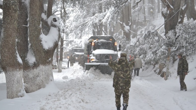 هذه قائمة الطرق المغلقة بسبب الثلوج