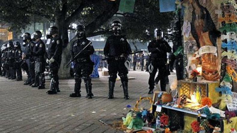 'Occupy' Protesters, Police Clash in Oakland, Dozens Arrested